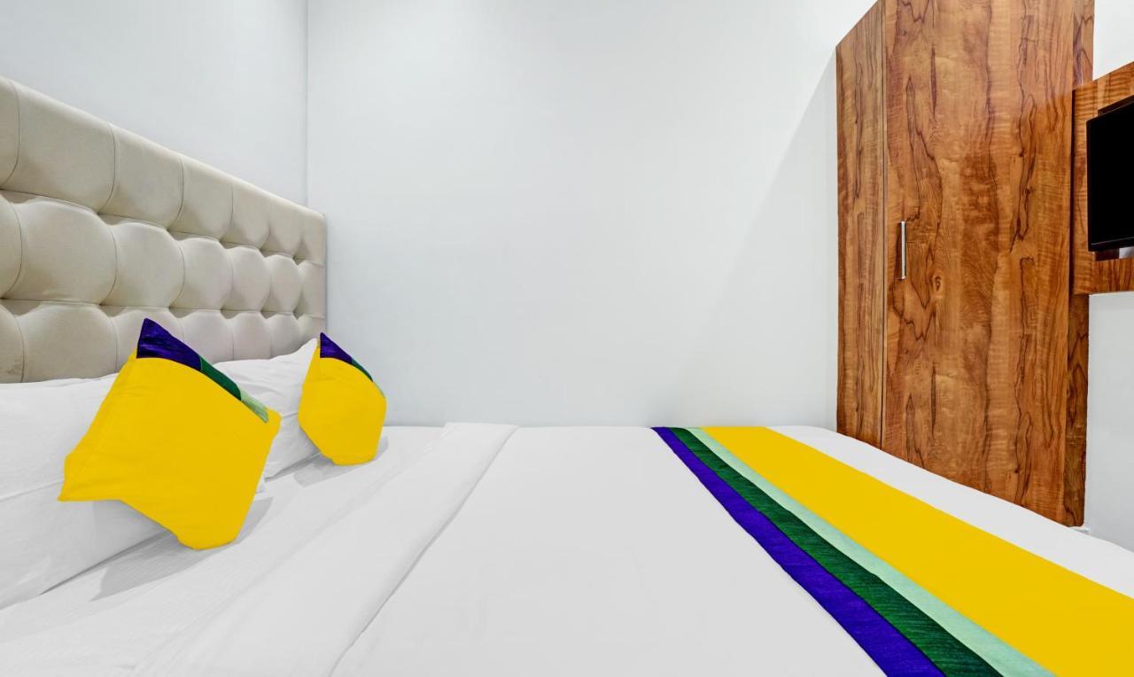 Itsy Hotels Heraa International Мумбаї Екстер'єр фото